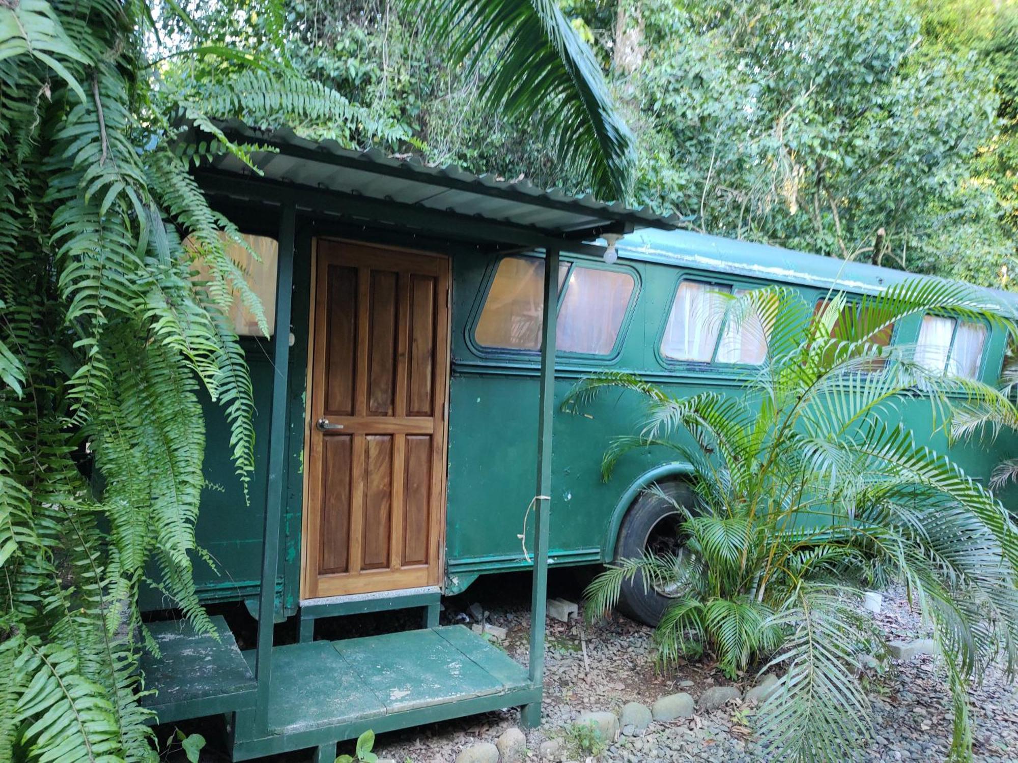 Cool Waters Jungle Villas Uvita Esterno foto